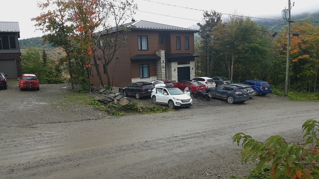 Villa De LEsplanade | 77 Rue de lEsplanade, Buckland, QC G0R 4A0, Canada | Phone: (581) 998-0748