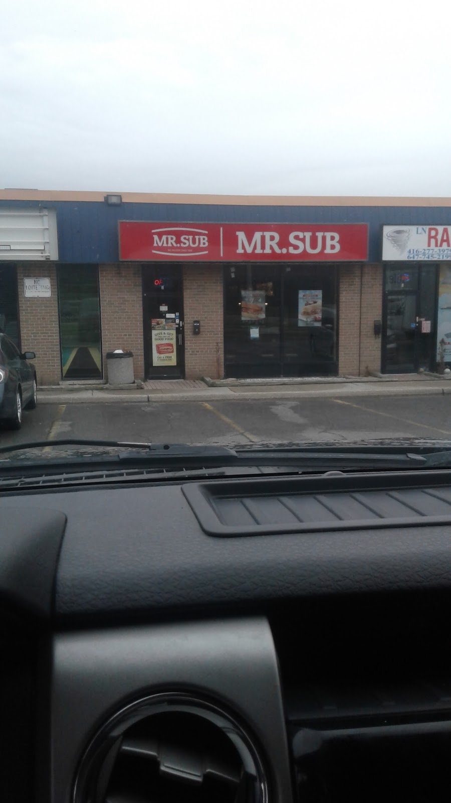 Mr. Sub | 168 Kennedy Rd S, Brampton, ON L6W 3G6, Canada | Phone: (905) 454-4345