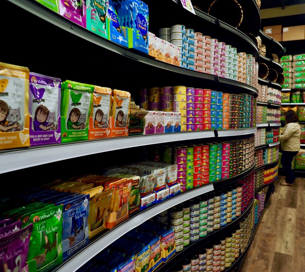 Global Pet Foods Riverview | 540 Pinewood Rd #106, Riverview, NB E1B 5M7, Canada | Phone: (506) 854-7467