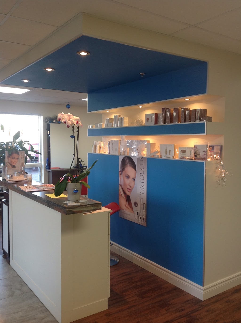 Coiffure Esthétique Uniq | 400 Rue Miner, Cowansville, QC J2K 3Y7, Canada | Phone: (450) 955-3266