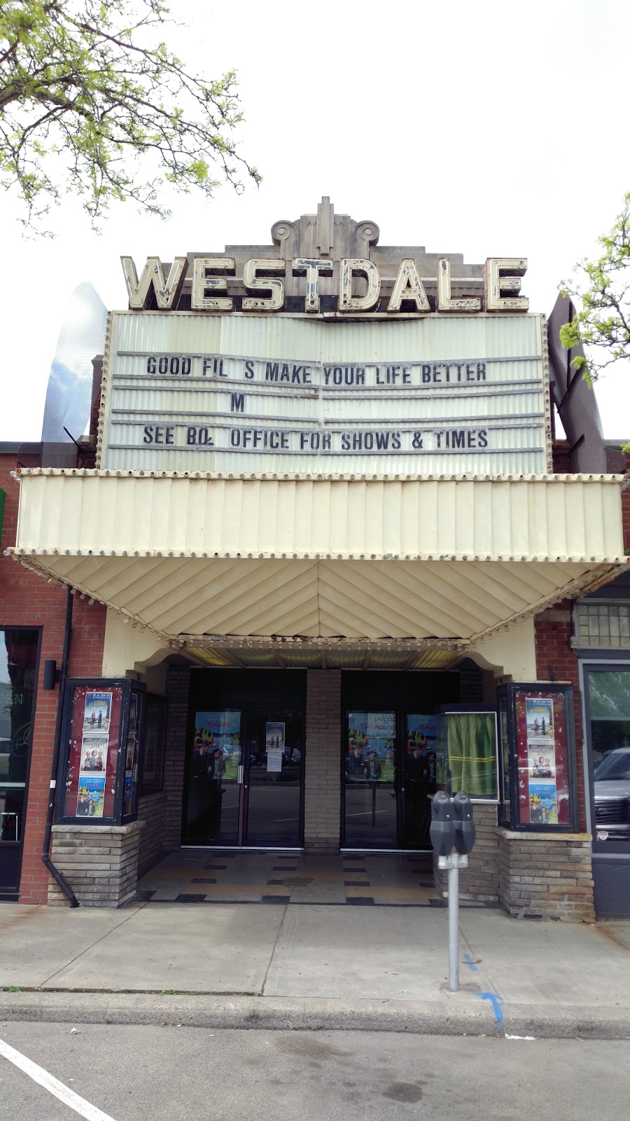 Westdale Theatre | 1014 King St W, Hamilton, ON L8S 1L4, Canada | Phone: (905) 577-0074