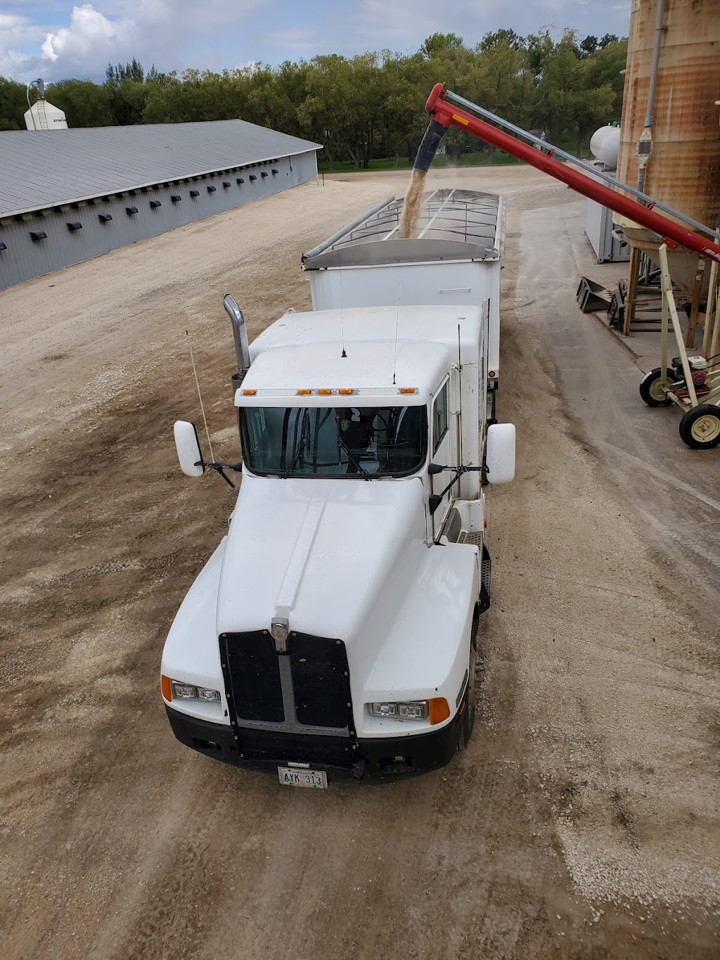 New Rosedale Feedmill | Just off the Hwy 305, 9 miles south of the Highway 1 and 16 intersection, MB R1N 3B7, Canada | Phone: (204) 252-2053