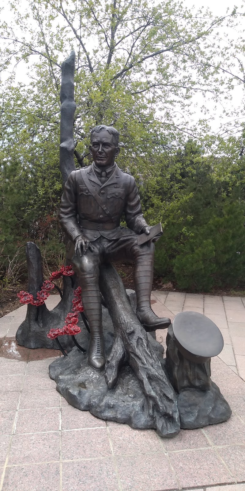 Memorial Lieutenant-Colonel John McCrae Statue | 90-94 Sussex Dr, Ottawa, ON K1N, Canada