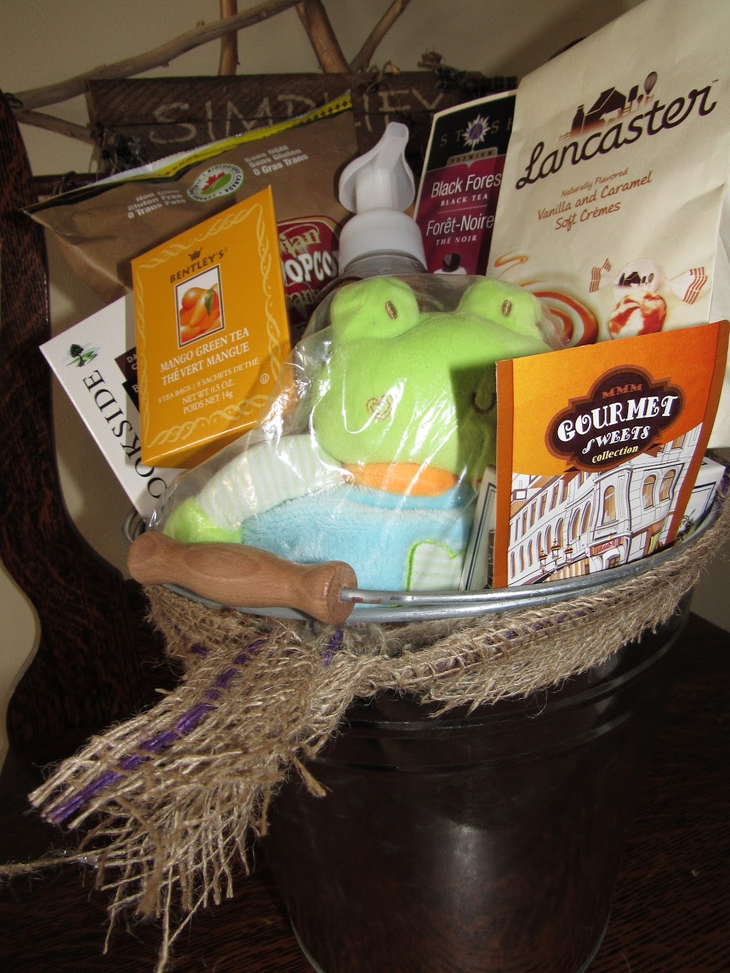 Harvest Gift Buckets | Division St N and, Danforth Rd W, Cobourg, ON K9A 4J7, Canada | Phone: (905) 372-2216