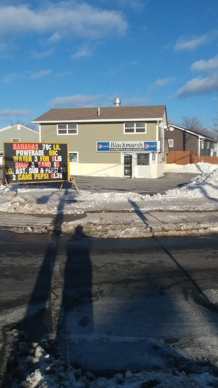 Blackmarsh Superette & Deli | 137 Blackmarsh Rd, St. Johns, NL A1E 1S9, Canada | Phone: (709) 739-8537