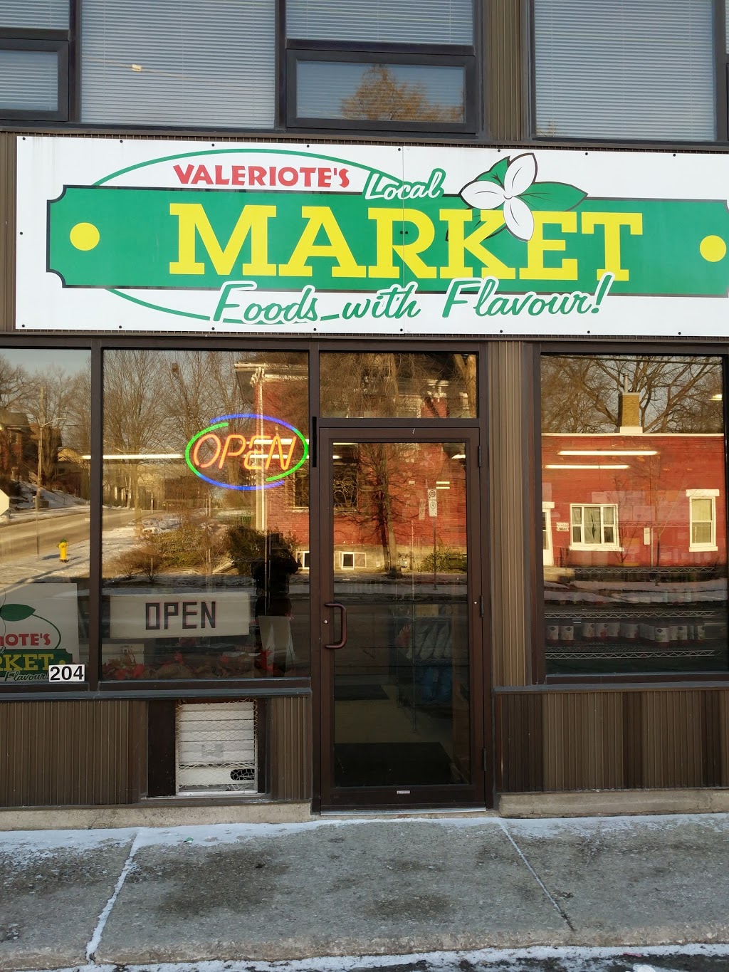 Valeriote Market & Butchery | 204 Yorkshire St N, Guelph, ON N1H 5C1, Canada | Phone: (519) 822-2728