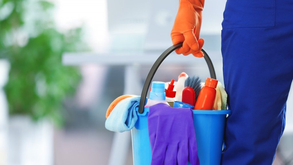 Aman Cleaning services | 162 Huck Crescent, Kitchener, ON N2N 0A2, Canada | Phone: (437) 230-7817