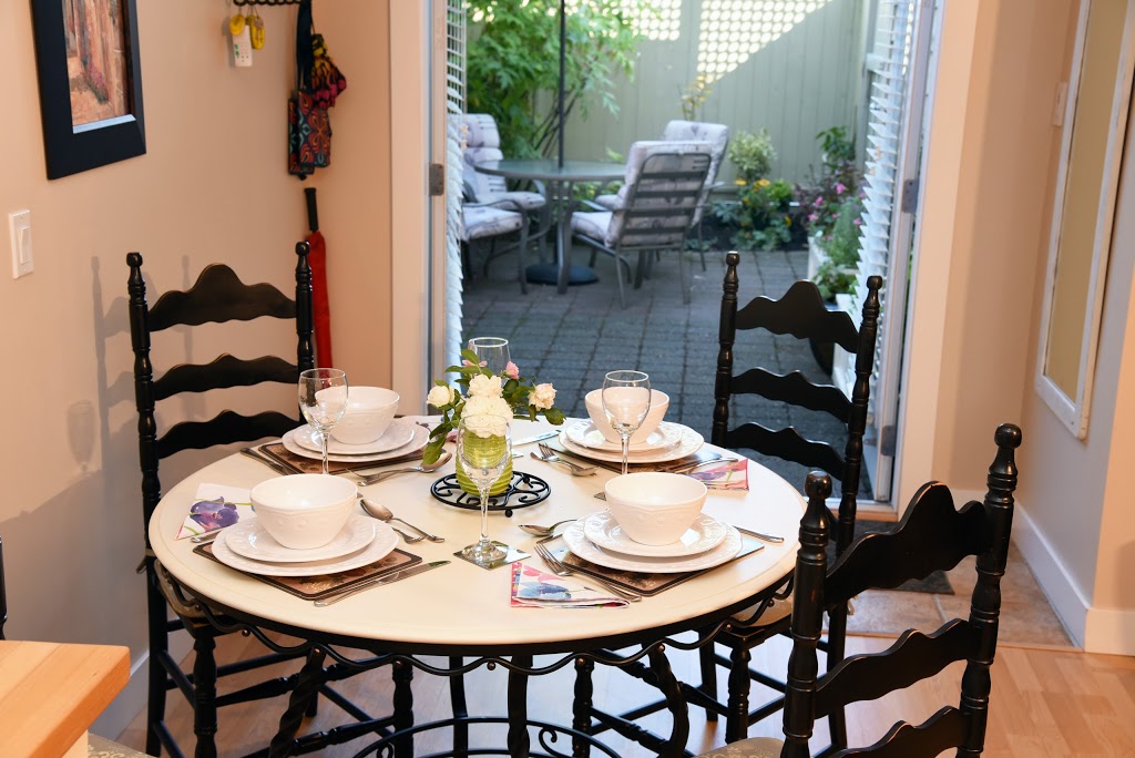 Ferry Walk House | 6317 Douglas St, West Vancouver, BC V7W 2G1, Canada | Phone: (604) 230-3320