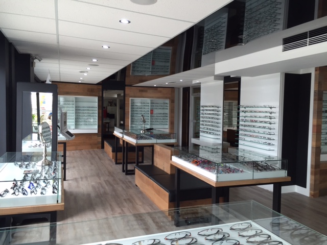 Optometrists & Opticians Beaulieu | 14020 Boulevard Henri-Bourassa, Québec, QC G1G 3Y8, Canada | Phone: (418) 623-1528