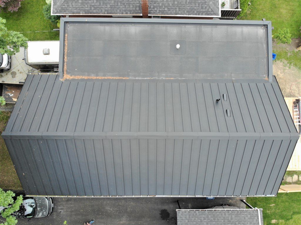 Standing Seam Metal Roof | 138 Old Beach Dr, Owen Sound, ON N4K 5N4, Canada | Phone: (647) 997-7084