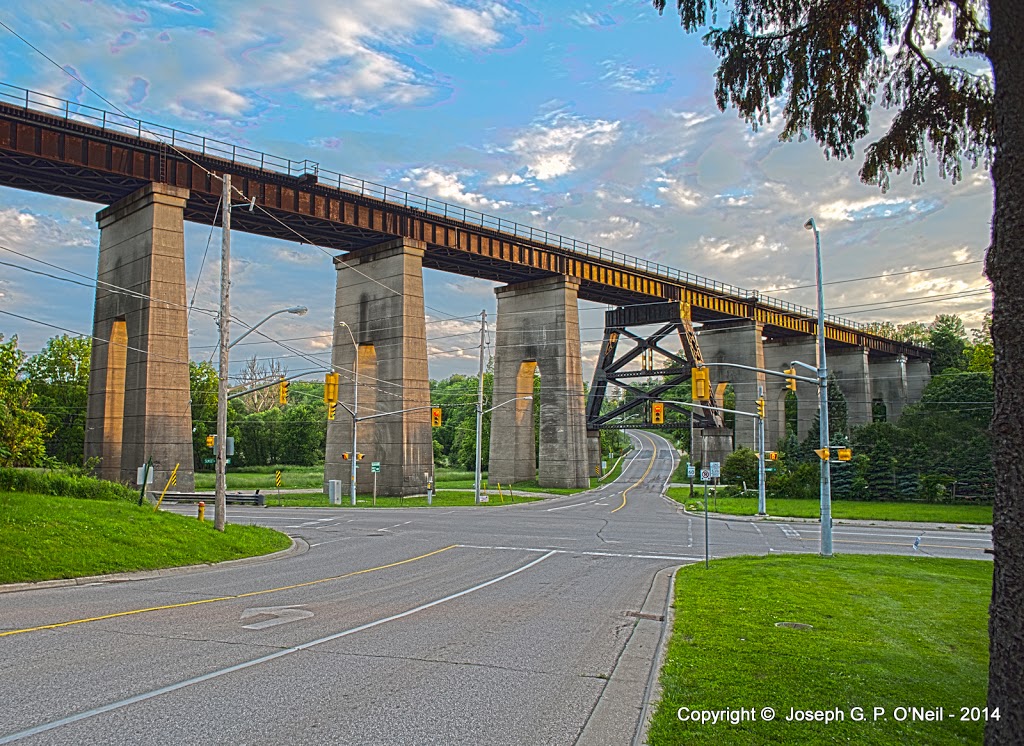 St. Thomas Elevated Park | 1 Centre St, St Thomas, ON N5R 2Z5, Canada