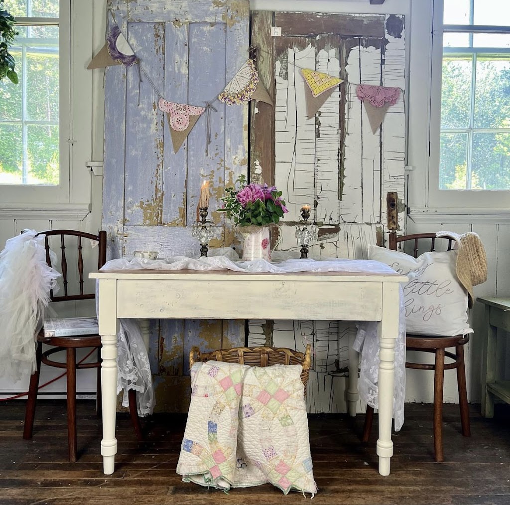 School House Decor | 7 Concession Rd 8 E, Warkworth, ON K0K 3K0, Canada | Phone: (705) 875-8111