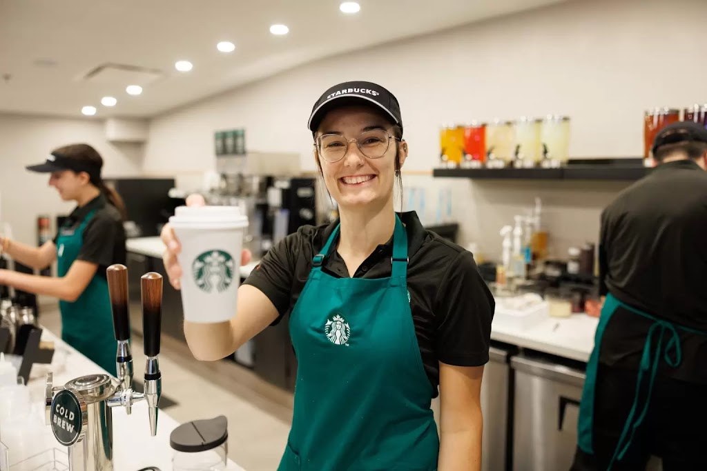 Starbucks | 171 Rue Fraser, Rivière-du-Loup, QC G5R 1E2, Canada | Phone: (418) 862-6927