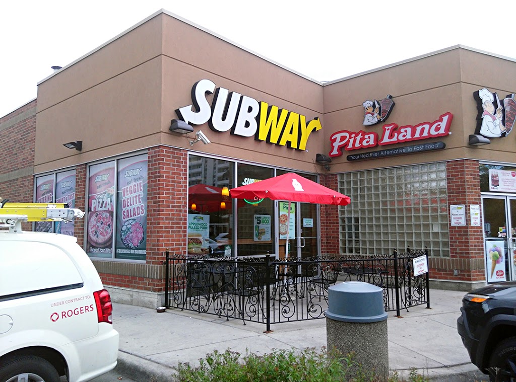 Subway Restaurant | 751 Don Mills Rd Unit 1, North York, ON M3C 1S3, Canada | Phone: (416) 422-5333