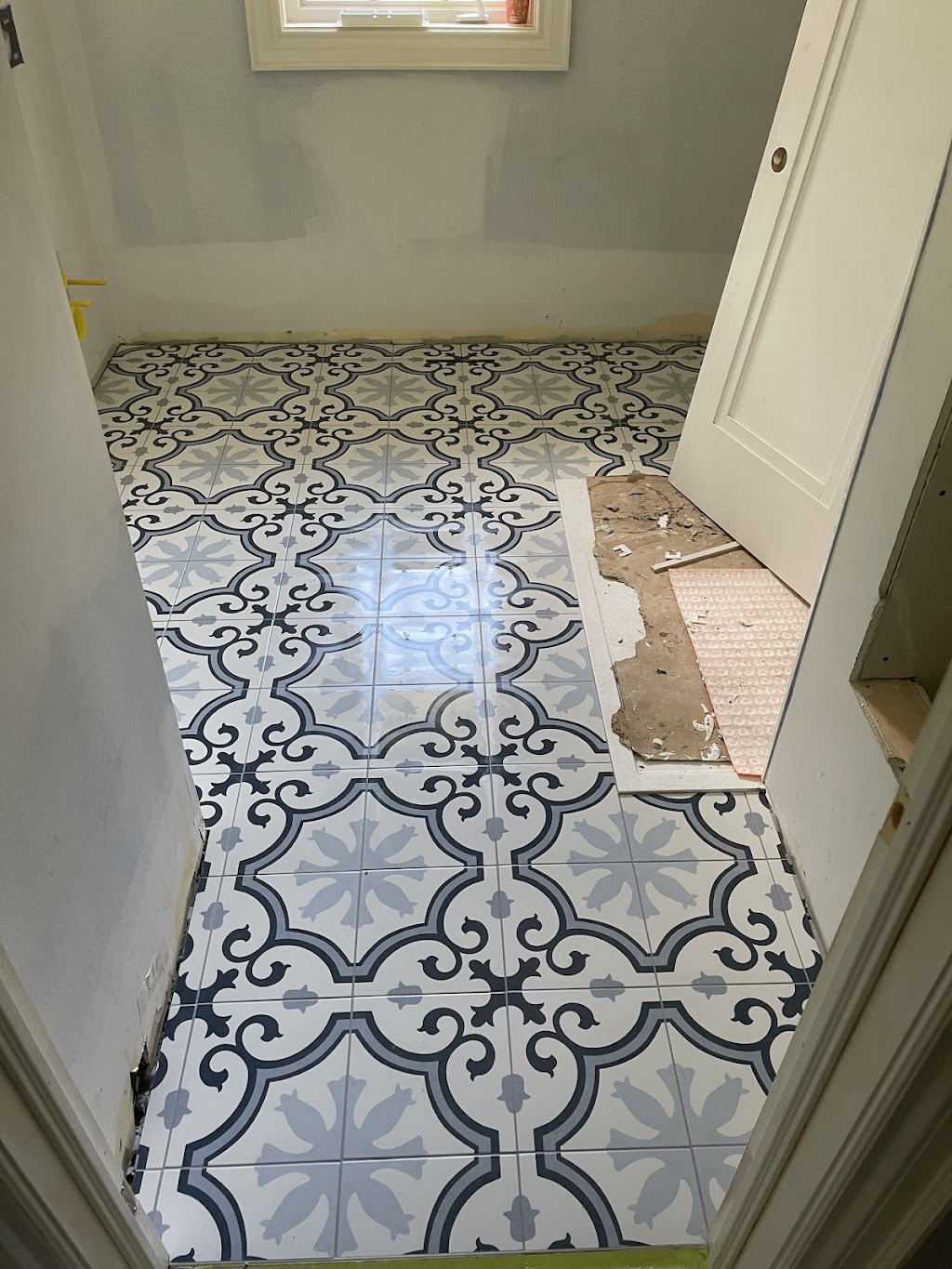 Khaled Tiles | 1 DAubigny Rd, Brantford, ON N3T 6J2, Canada | Phone: (289) 925-5848