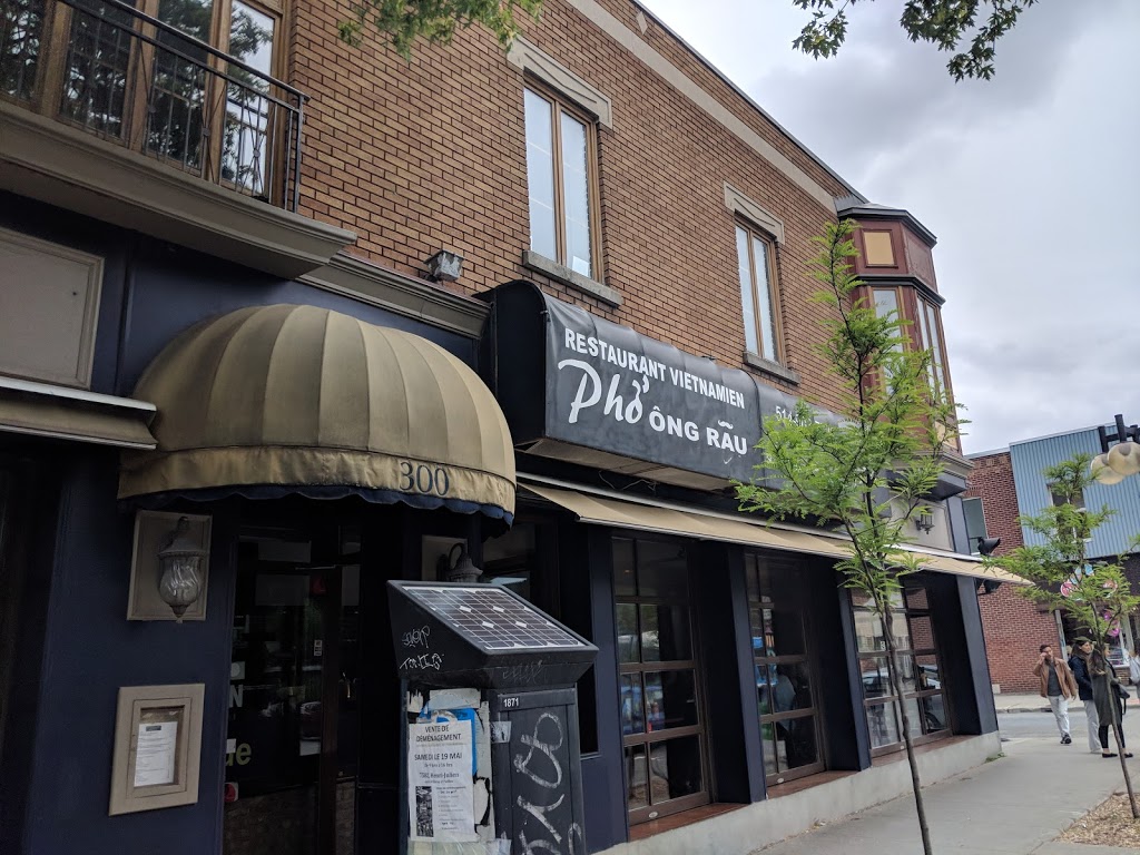 Pho Ong Rau | 300 Rue Jarry E, Montréal, QC H2P 1T7, Canada | Phone: (514) 903-7722