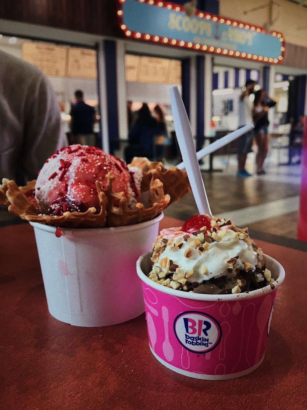 Baskin Robbins | 500 Rexdale Blvd, Etobicoke, ON M9W 6K5, Canada | Phone: (416) 674-5367