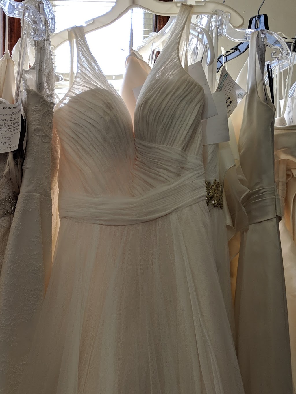 The Brides Project | 431 Broadview Ave, Toronto, ON M4K 2N2, Canada | Phone: (416) 469-6777