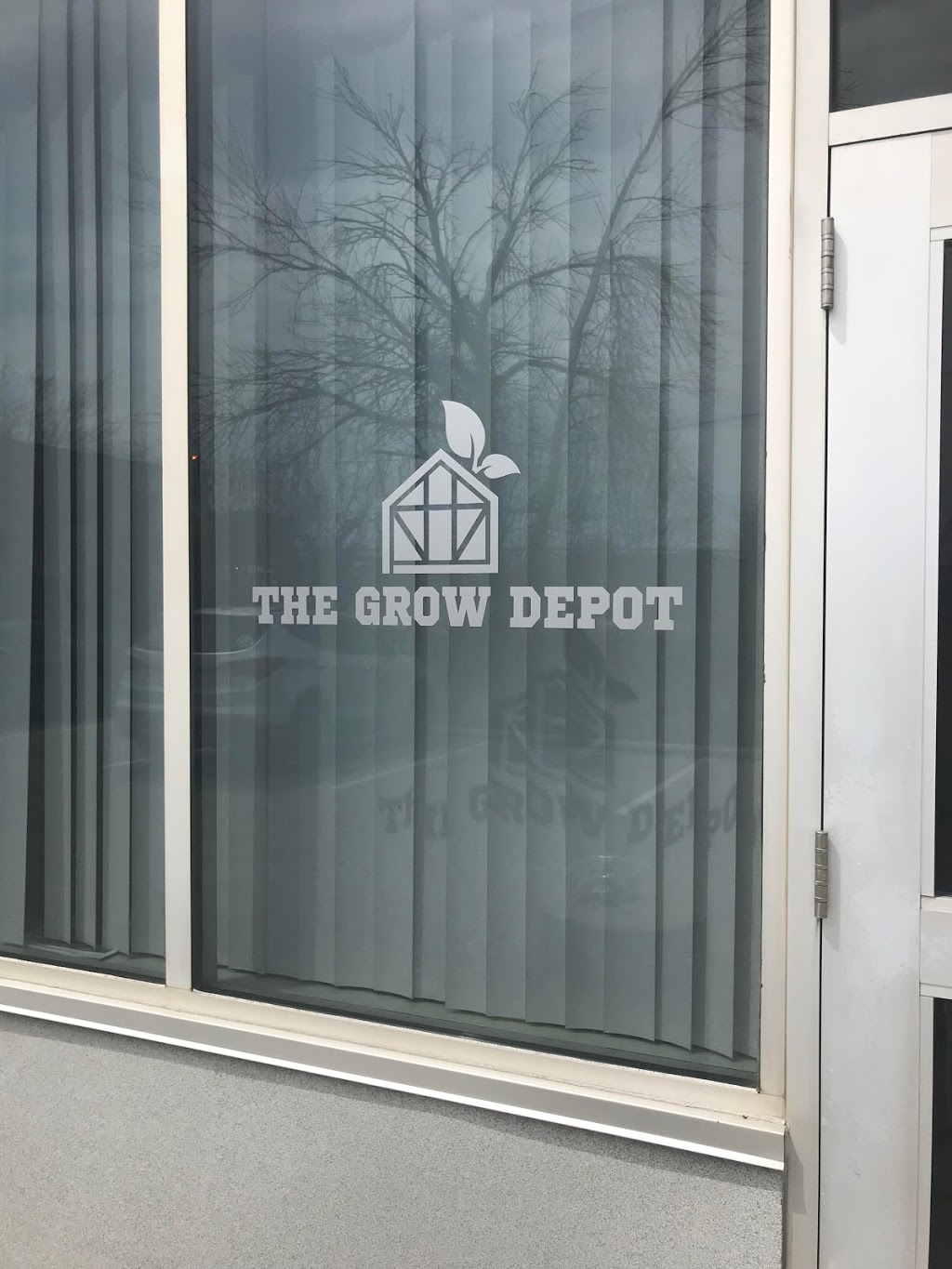 The Grow Depot | 1040 Martin Grove Rd Unit 11, Etobicoke, ON M9W 4W4, Canada | Phone: (647) 748-4769