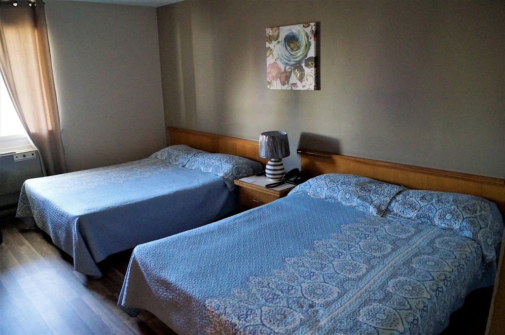 Motel Idéal | 2202 Boulevard Ducharme, La Tuque, QC G9X 4S3, Canada | Phone: (819) 523-2735