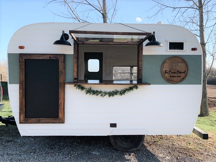 The Brew Barrel Mobile Bar | 145166 16 Siderd, Meaford, ON N4L 1W5, Canada | Phone: (226) 237-4042