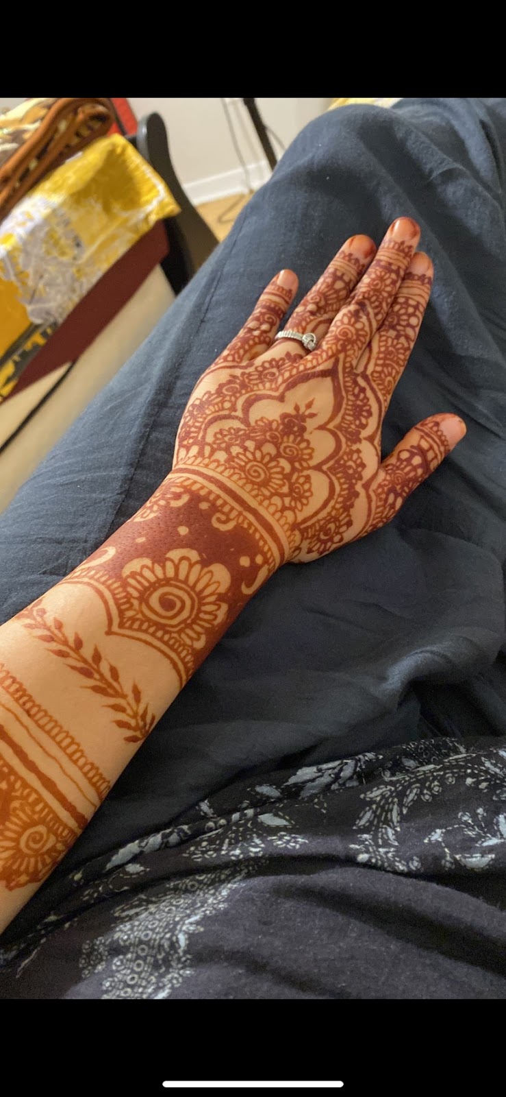 Henna Styles | 16 Mull Ave, Caledonia, ON N3W 0B9, Canada | Phone: (647) 809-5129