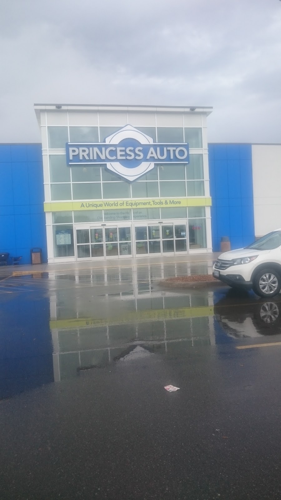 Princess Auto | 221 Henry St, Brantford, ON N3S 7R4, Canada | Phone: (226) 227-9440