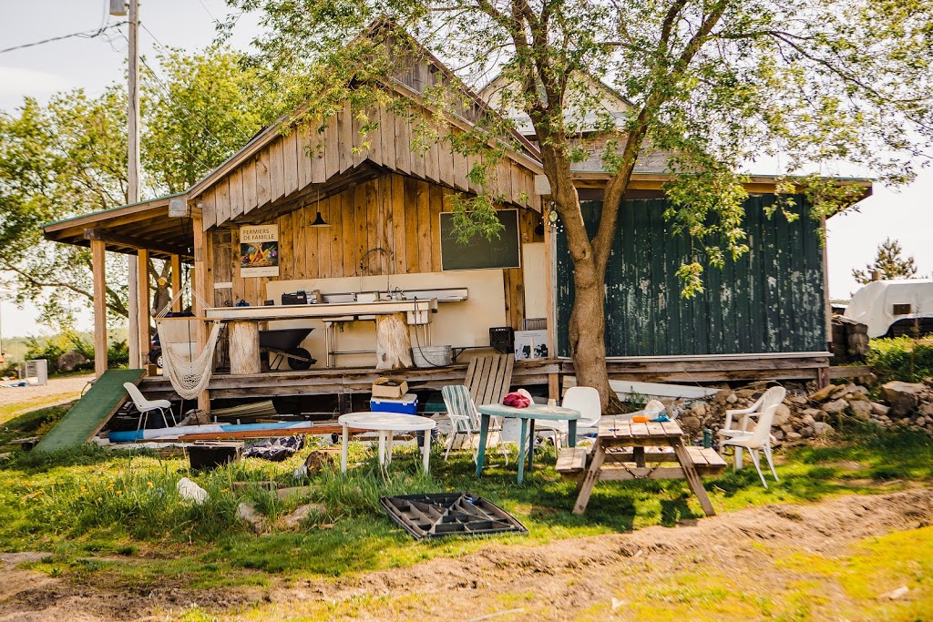 Les Hautes Herbes - Coop maraîchère | 681 Chemin Mazuret, Repentigny, QC J5Z 4C7, Canada | Phone: (438) 409-0399