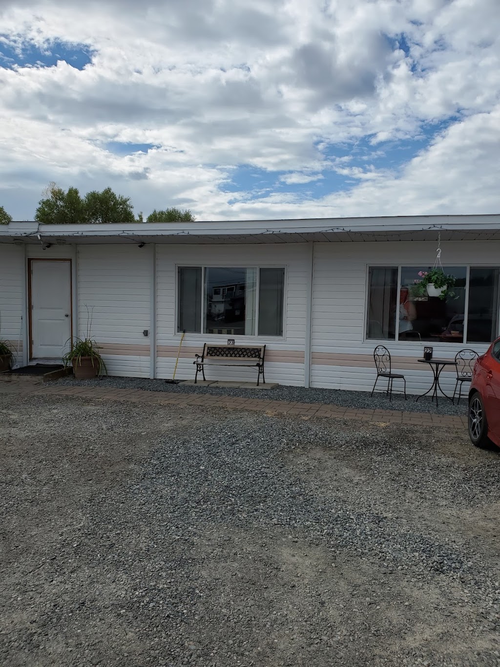 Flamingo Motel | 432 Van Horne St S, Cranbrook, BC V1C 4W7, Canada | Phone: (250) 426-7073