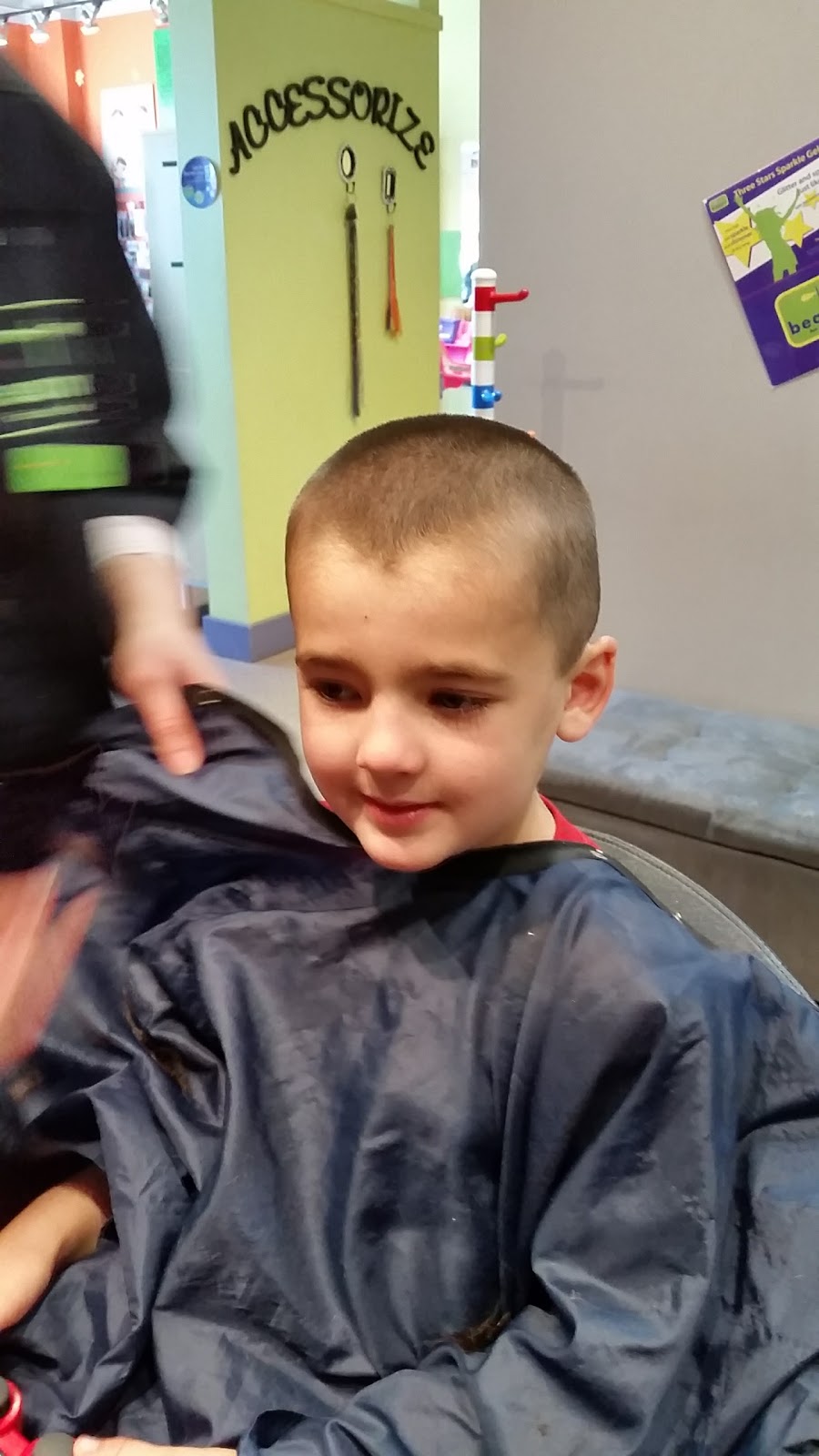 Beaners Fun Cuts For Kids | By Millennium Place, 2755 Broadmoor Blvd Unit #140, Sherwood Park, AB T8H 2W7, Canada | Phone: (780) 467-3300