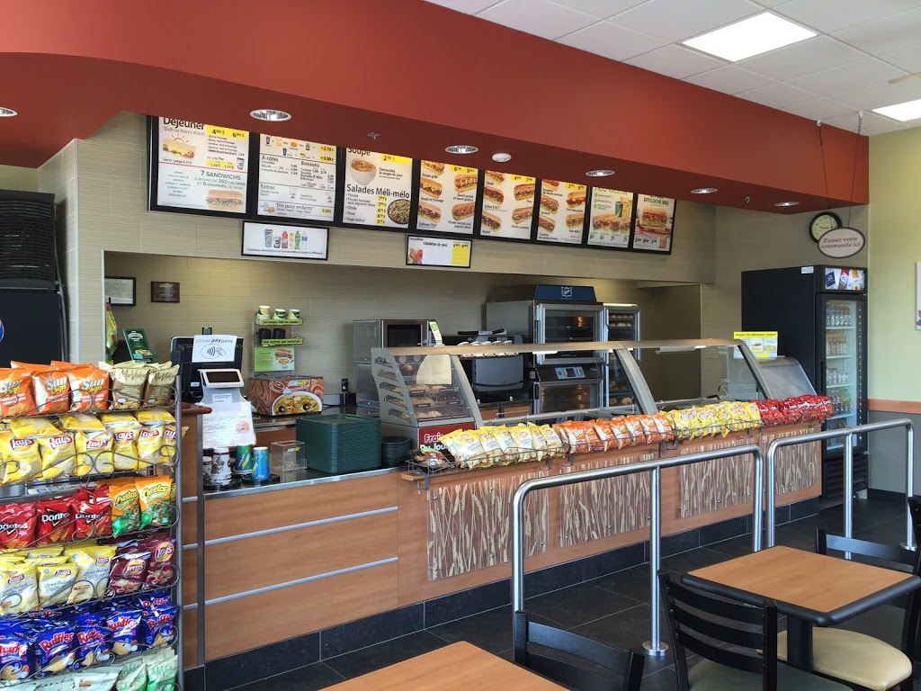 Restaurant SUBWAY | 10240 Chemin Sainte-Marguerite, Trois-Rivières, QC G9B 6M4, Canada | Phone: (819) 841-4100