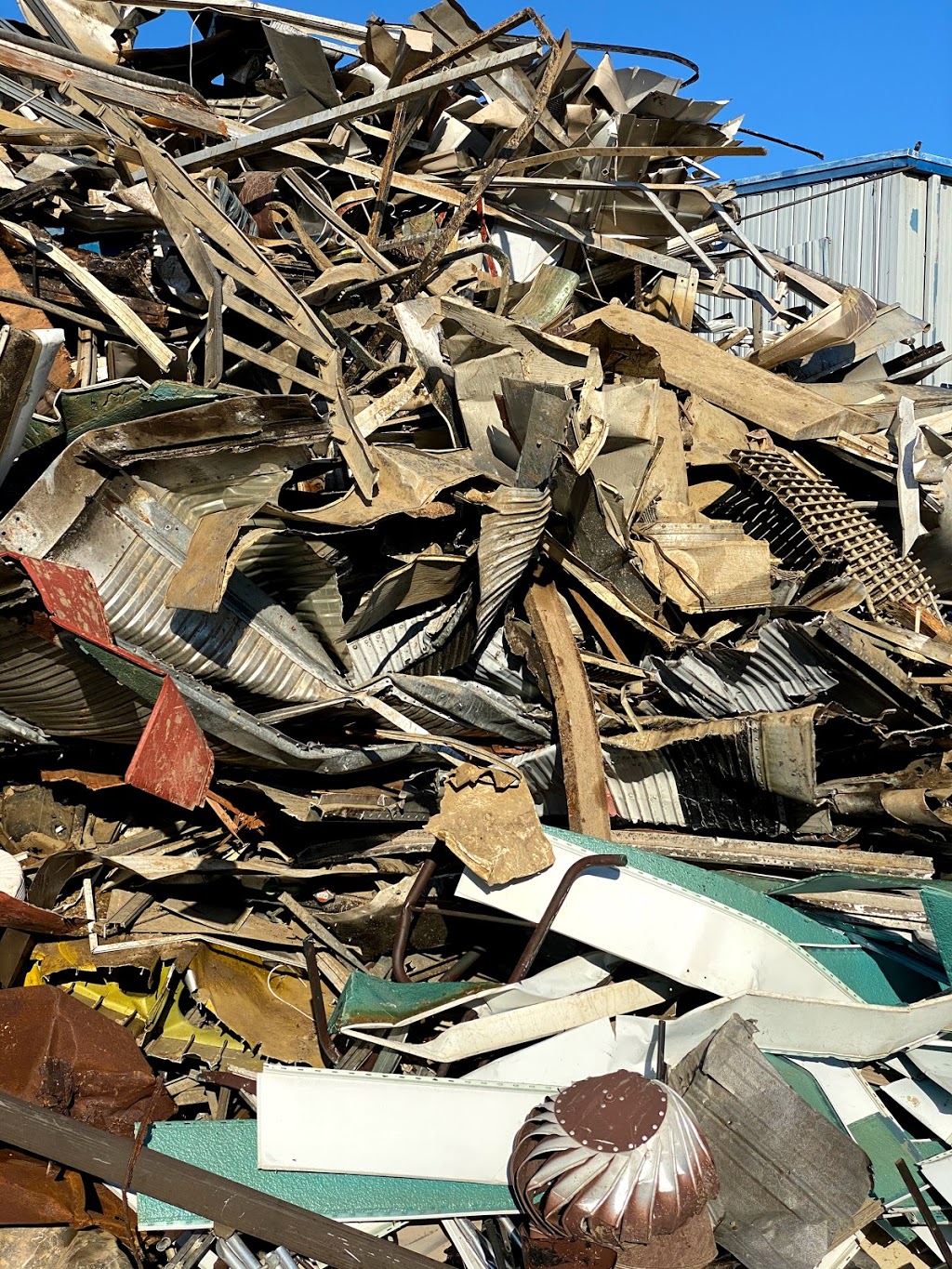 FM Recycling (scrap metal) | 18 Kitchener St, Orillia, ON L3V 6Z9, Canada | Phone: (705) 325-8118