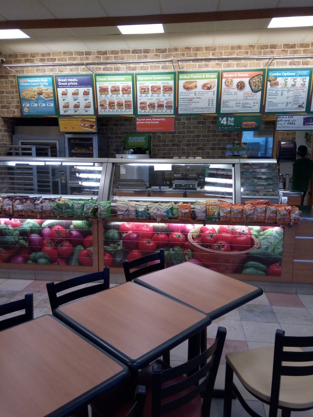 Subway | 7600 Weston Rd Unit 001, Woodbridge, ON L4L 8B7, Canada | Phone: (905) 850-7827