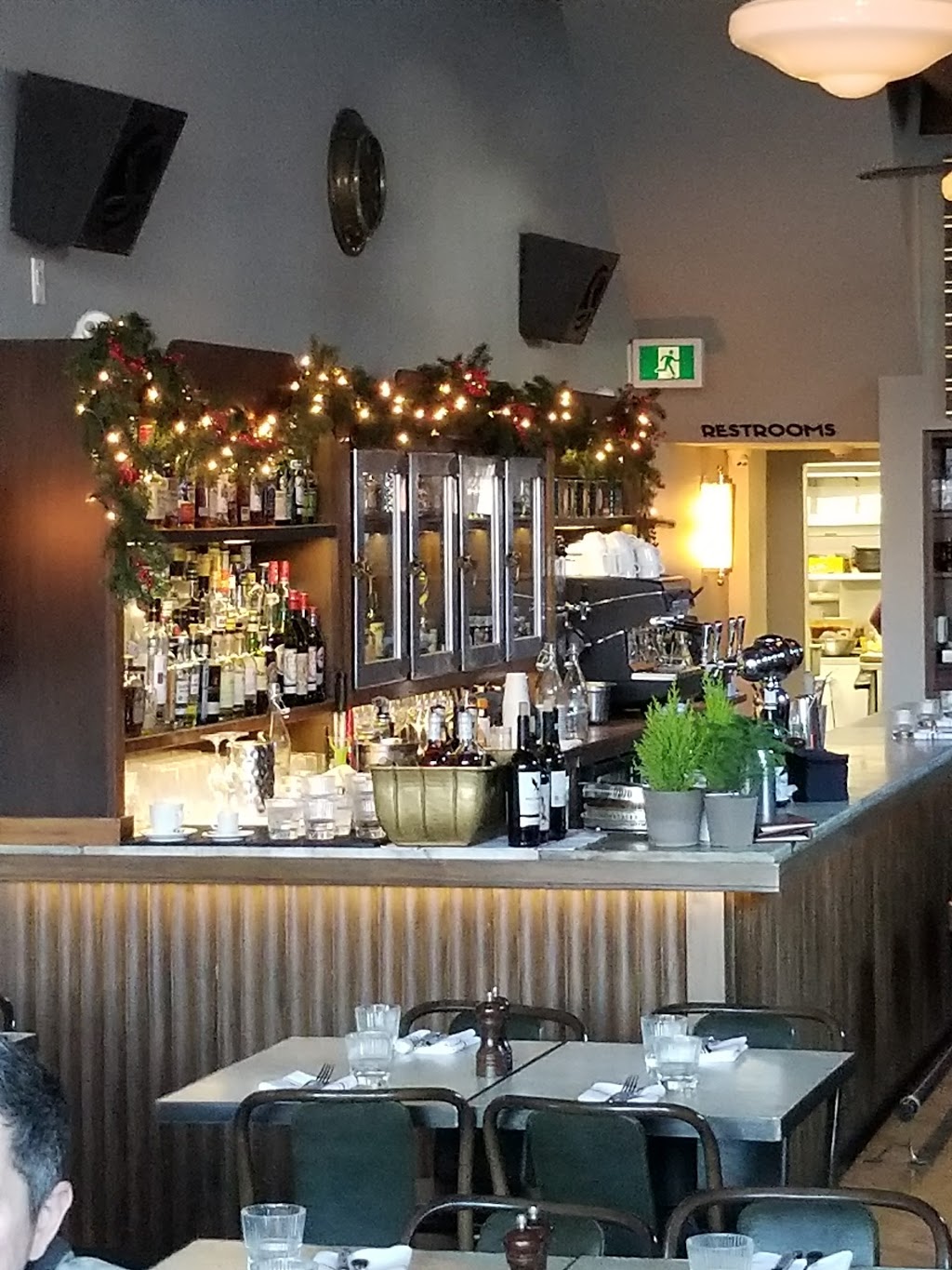 Peter Pan Bistro | 373 Queen St W, Toronto, ON M5V 2A4, Canada | Phone: (416) 792-3838