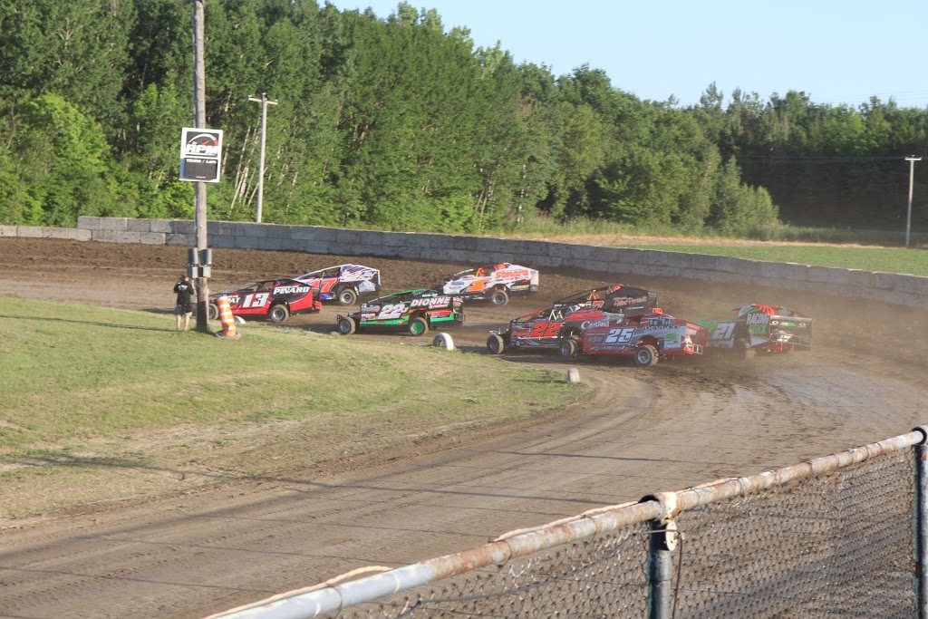 Le RPM Speedway | 546 Rue de lÉcole, Saint-Marcel-de-Richelieu, QC J0H 1T0, Canada | Phone: (450) 278-0106