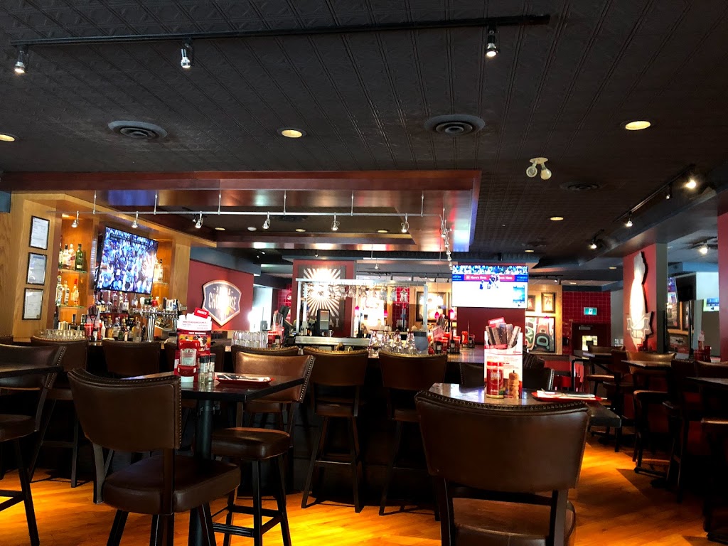 Red Robin Gourmet Burgers and Brews | 800 Tolmie Ave, Victoria, BC V8X 3W4, Canada | Phone: (250) 386-4440
