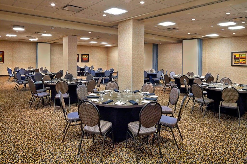 Four Points by Sheraton Moncton | 40 Lady Ada Blvd, Moncton, NB E1G 0E3, Canada | Phone: (506) 852-9600