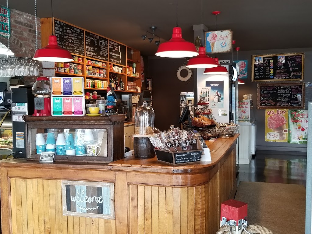 Ecluse No10 - Café Crèmerie | 2945 Chemin des Patriotes, Saint-Ours, QC J0G 1P0, Canada | Phone: (450) 402-1144