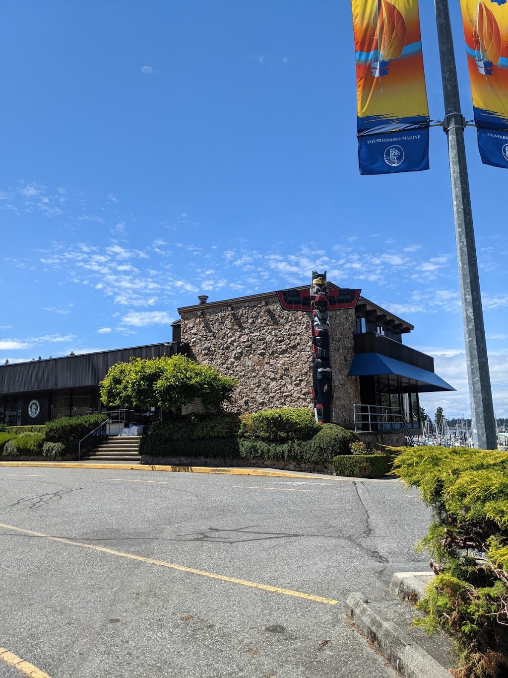 Thunderbird Marina | 5776 Marine Dr, West Vancouver, BC V7W 2S2, Canada | Phone: (604) 921-7434