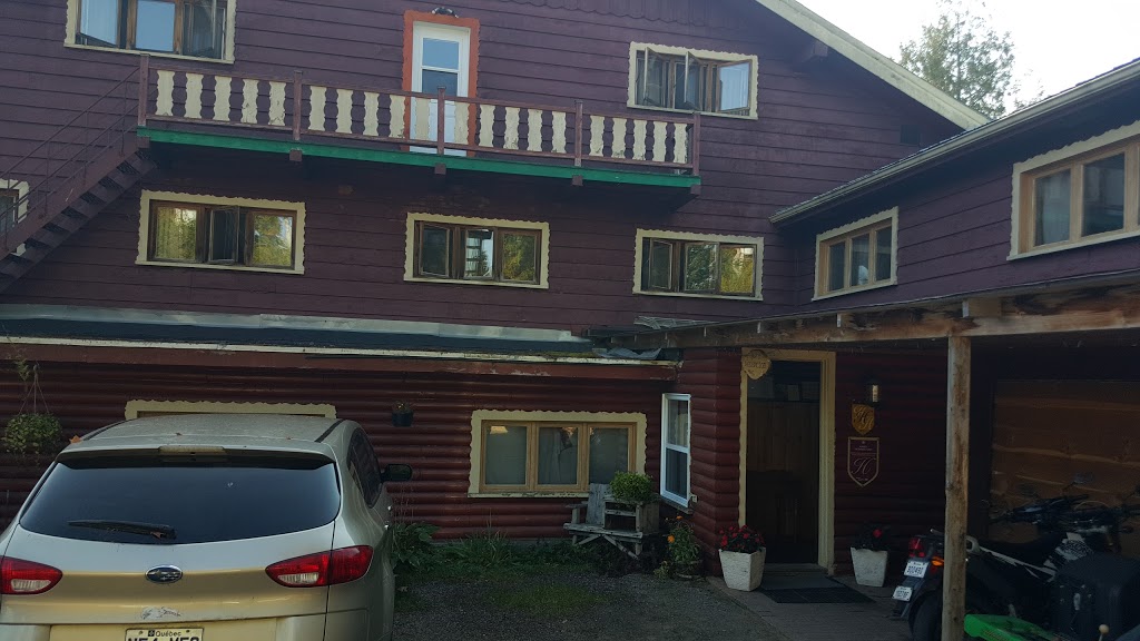 Parkers Lodge | 1340 Rang 7e, Val-David, QC J0T 2N0, Canada | Phone: (819) 322-2026