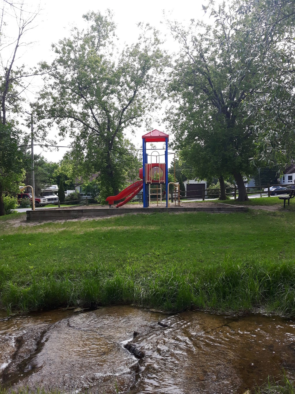 Augusta Street Park | 81 Mercer St, Almonte, ON K0A 1A0, Canada | Phone: (613) 256-2064