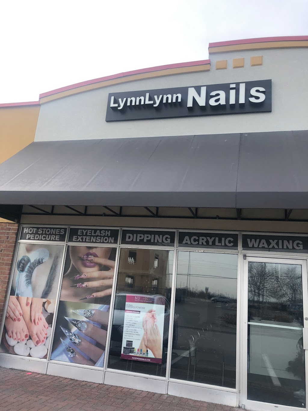 LYNNLYNN NAILS | 2900 Woodroffe Ave, Nepean, ON K2J 4P7, Canada | Phone: (613) 823-2626