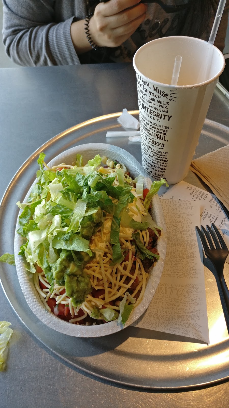 Chipotle Mexican Grill | 2530 Winston Park Dr Unit B1, Oakville, ON L6H 7E5, Canada | Phone: (905) 829-8598