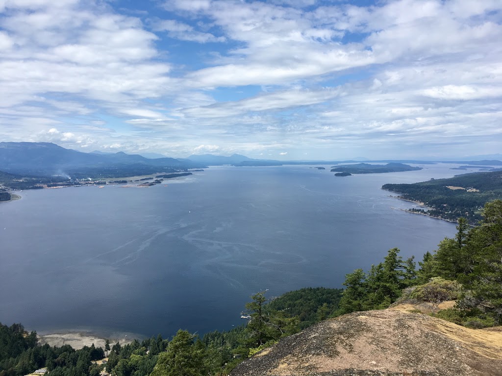 Mt dyan Hiking Trail | Trustees Trail, Salt Spring Island, BC V8K 2Y1, Canada