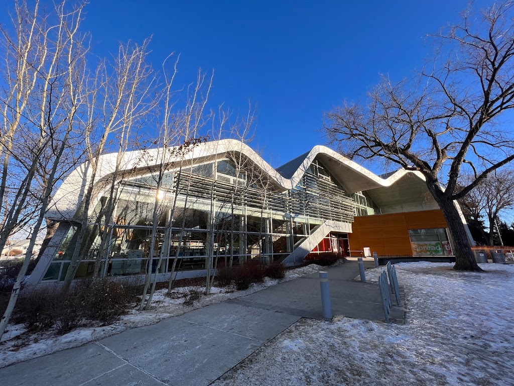 Edmonton Public Library - Jasper Place | 9010 156 St NW, Edmonton, AB T5R 5X7, Canada | Phone: (780) 496-1810