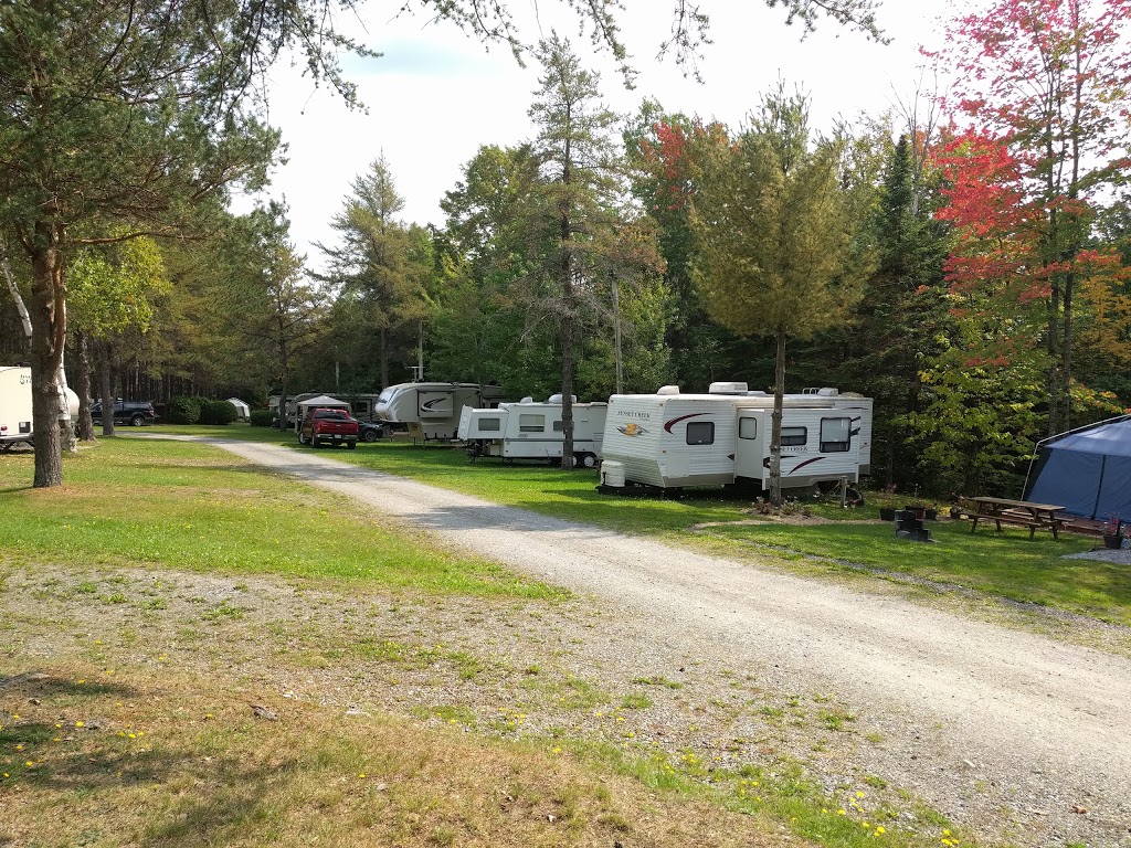 Camping du Lac Lyster | 385 Chemin Séguin, Coaticook, QC J0B 1P0, Canada | Phone: (819) 345-3787