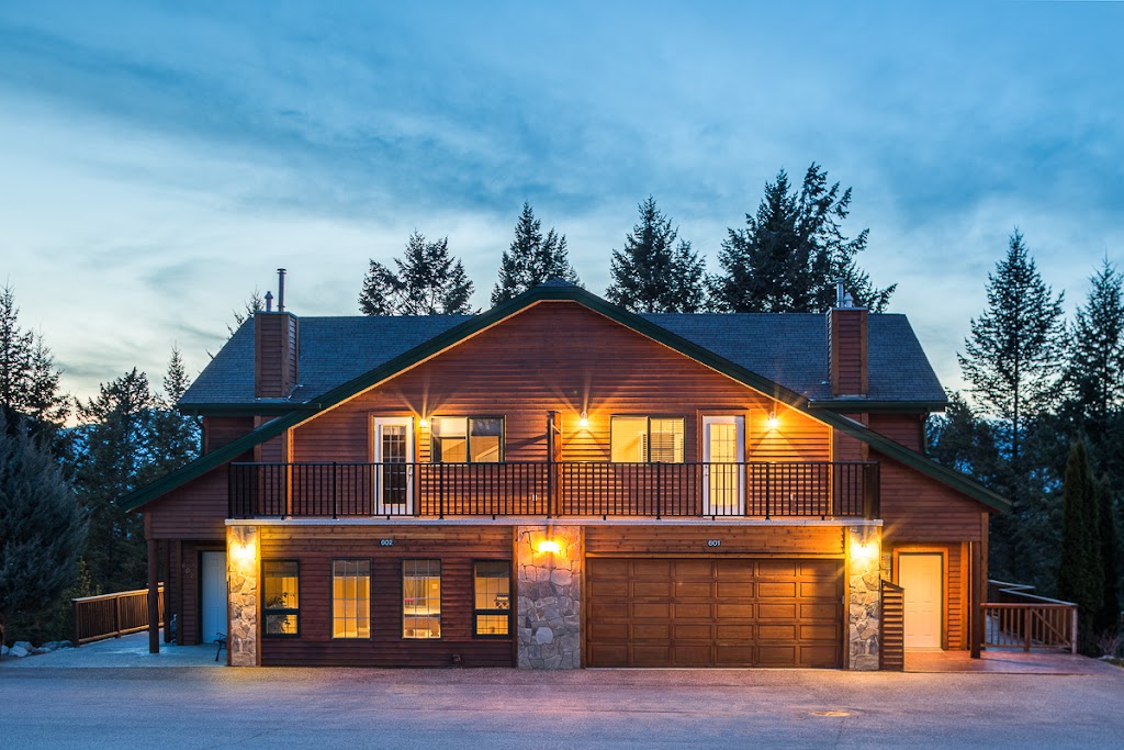 Fairmont Creek Vacation Rentals | 5006 Fairmont Frontage Rd, Fairmont Hot Springs, BC V0B 1L1, Canada | Phone: (877) 646-5890