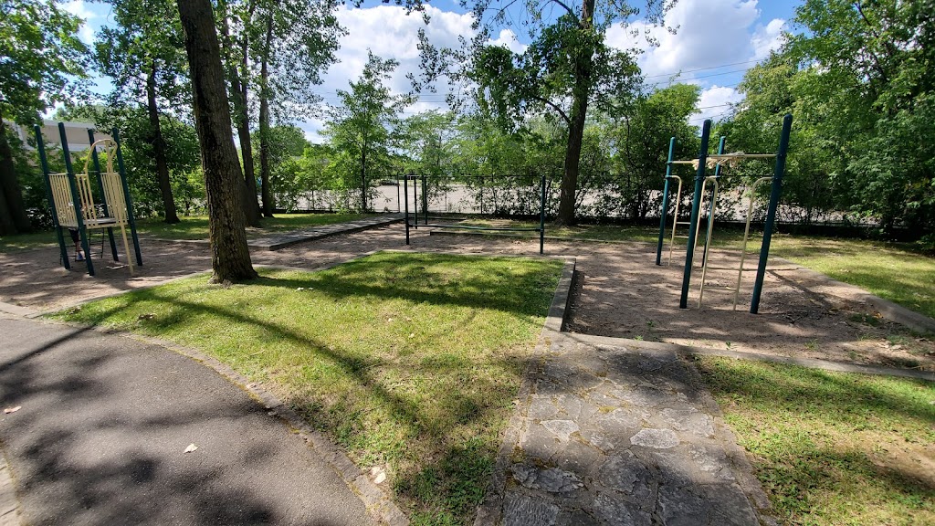 Parc Sainte-Suzanne | Rue Saint-Gabriel, Montreal, QC H8Y 1Z7, Canada | Phone: (514) 872-0311