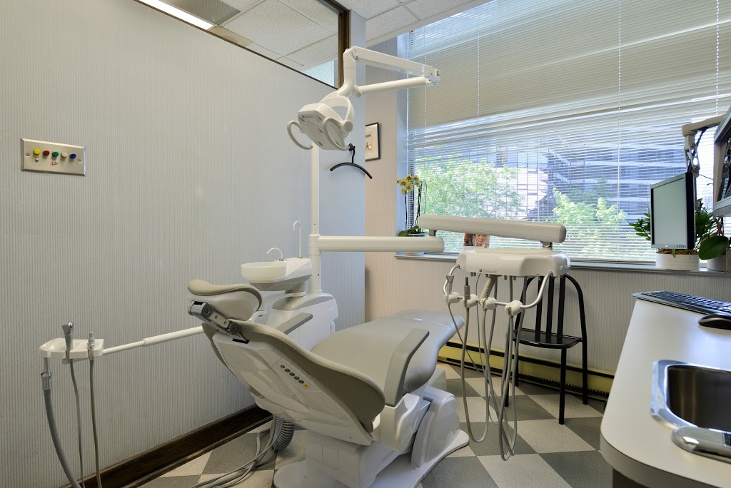 Bay St Dentistry - A Dawson Dental Family Practice | 1033 Bay St #315, Toronto, ON M5S 3A5, Canada | Phone: (416) 960-2101