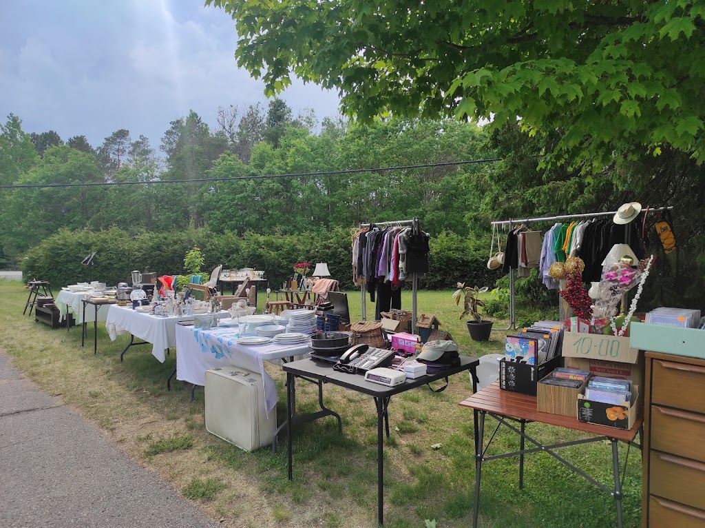 Yard sale | 8056 ON-35, Norland, ON K0M 2L0, Canada | Phone: (416) 879-0169